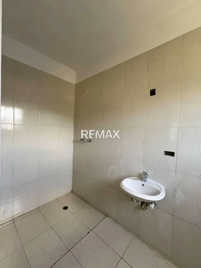 Apartamento 2 hab. La Trigaleña Alta obra blanca Res Roraima Piso 8 - 13