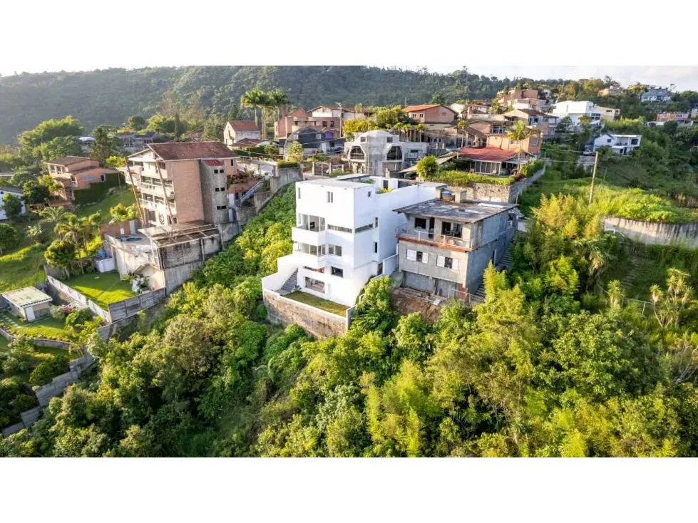 Vendo casa 350m2 Los Guayabitos 1587 - 2