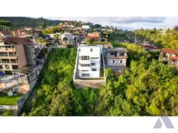 Vista 24