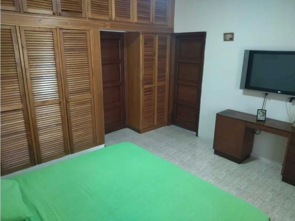En venta casa 450m2 4h/2b/ 8p Altamira - 13