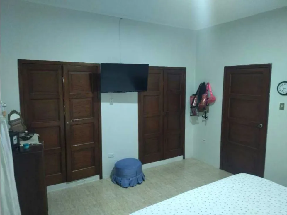 En venta casa 450m2 4h/2b/ 8p Altamira - 17