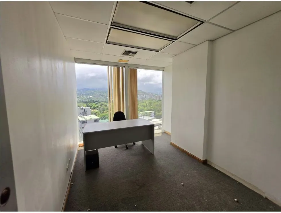 Se alquila Oficina 550m² Los Palos Grandes - 11