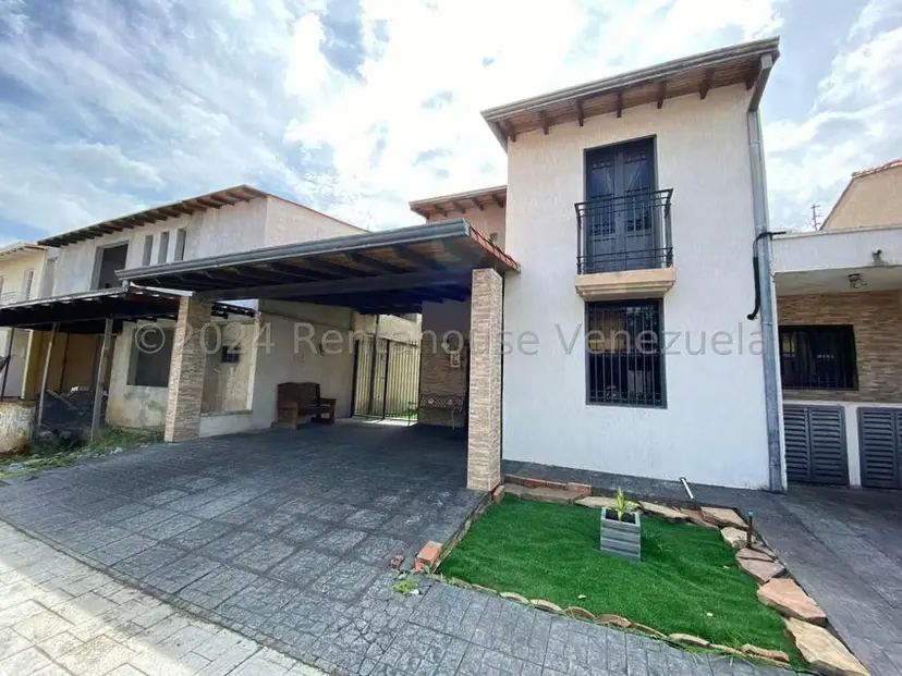 Casa (Duplex) en Venta en Casa de Campo, Portuguesa