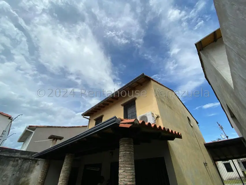 Casa (Duplex) en Venta en Casa de Campo, Portuguesa - 27