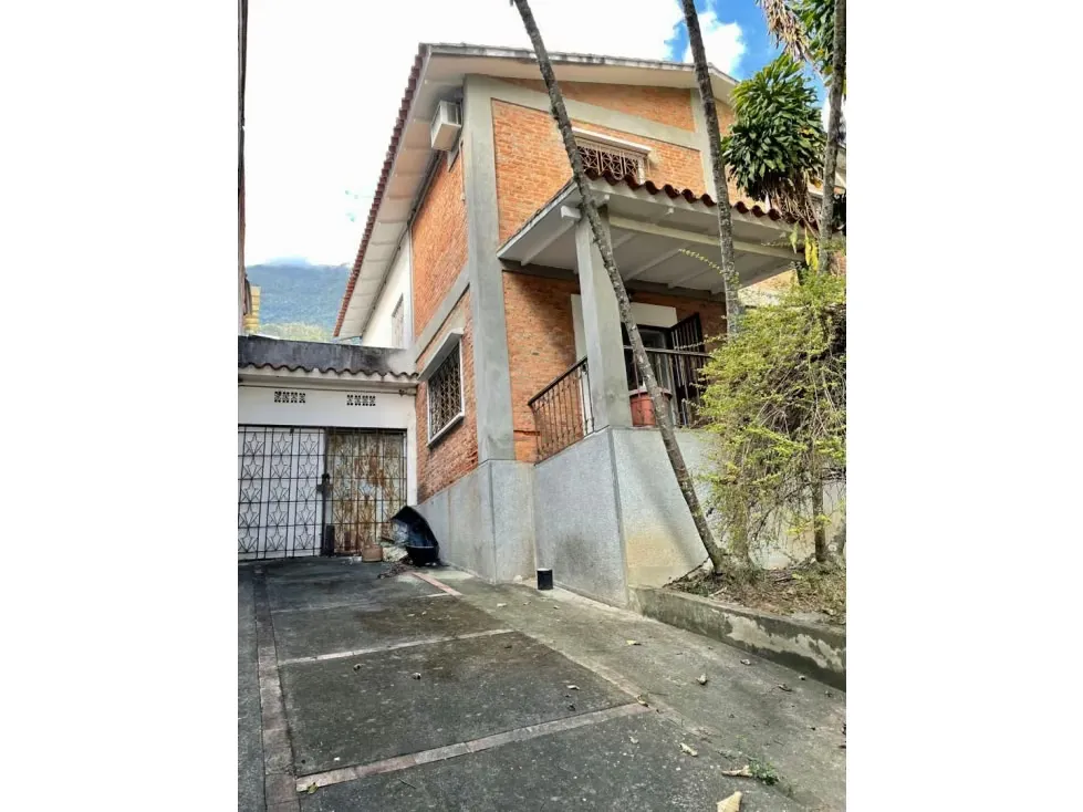 Se vende casa 261m2 Los Palos Grandes 3978 - 7