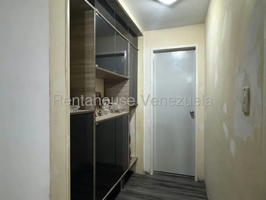 Apartamento (1 Nivel) en Venta en Parroquia La Candelaria, Distrito Metropolitano - 14