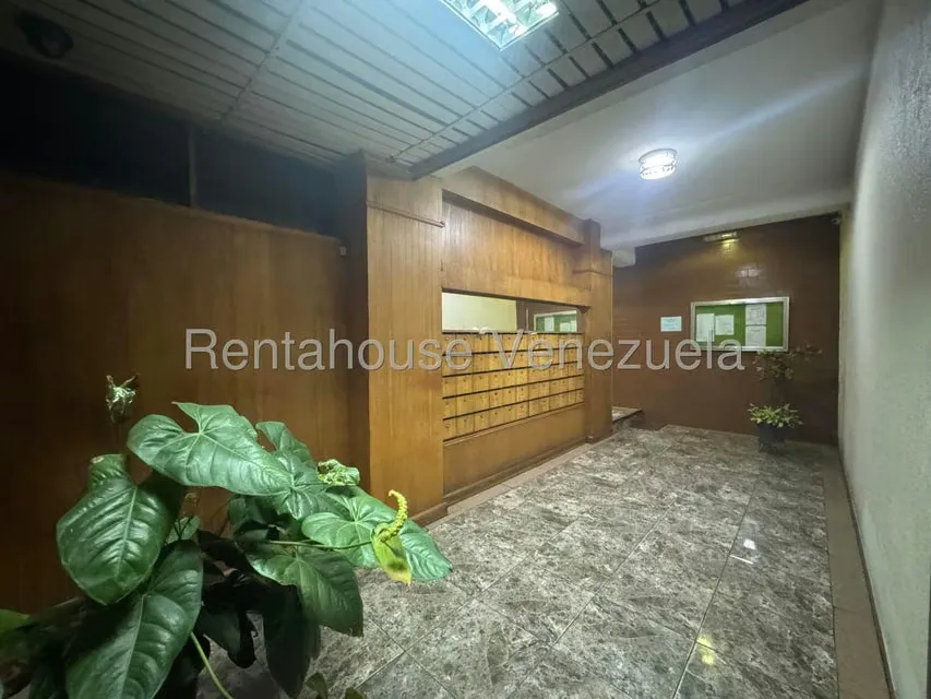 Apartamento (1 Nivel) en Venta en Parroquia La Candelaria, Distrito Metropolitano - 10