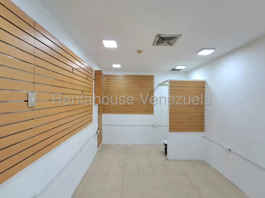 Local Comercial en Alquiler en El Viñedo, Carabobo - 9