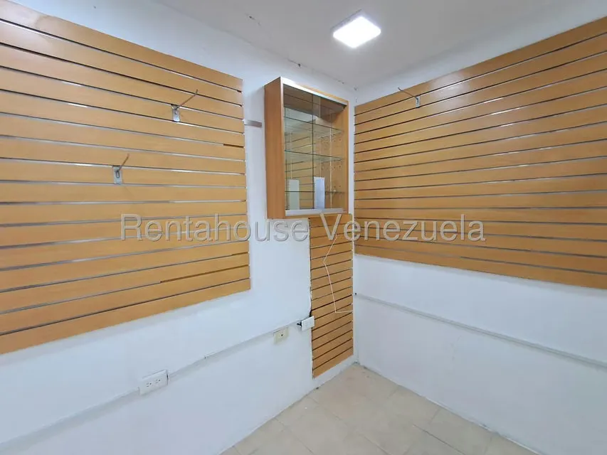 Local Comercial en Alquiler en El Viñedo, Carabobo - 10