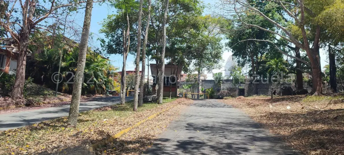 Terreno (Comercial) en Venta en El Hatillo, Distrito Metropolitano - 2