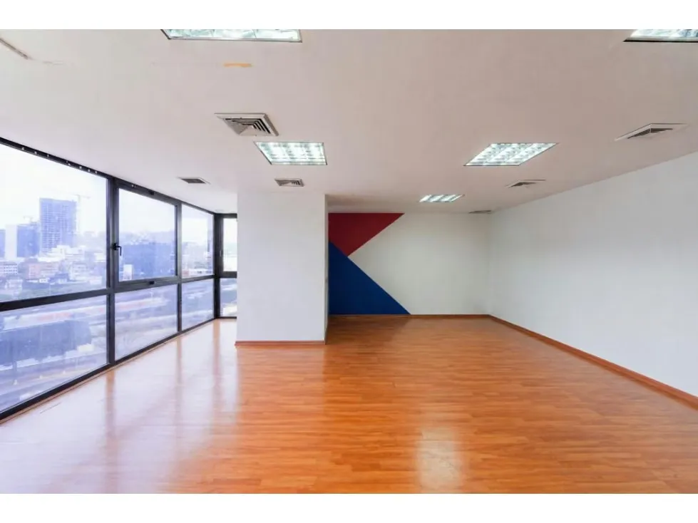 Oficina en alquiler en el CCCT 126M2 - 3