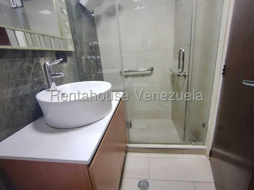 Apartamento (1 Nivel) en Venta en Zona Oeste, Lara - 7