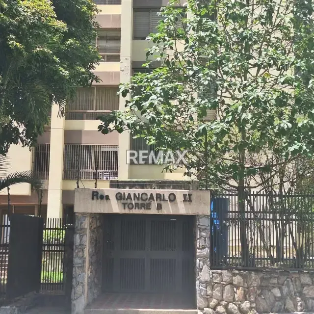 APTO.MANZANARES 242 MT2 EN VENTA (RES. GIANCARLOS II) - 2