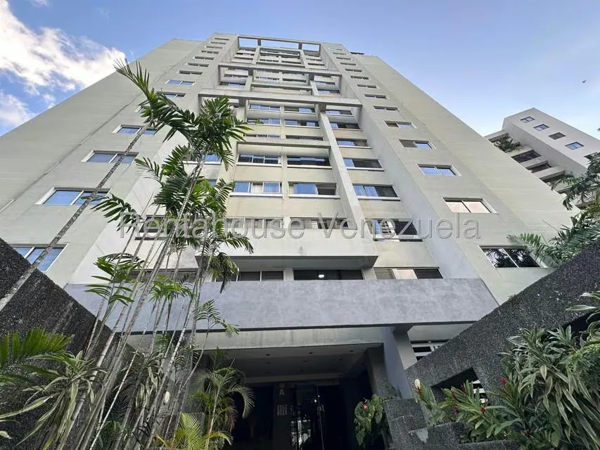 Apartamento (1 Nivel) en Venta en Bello Monte, Distrito Metropolitano - 2