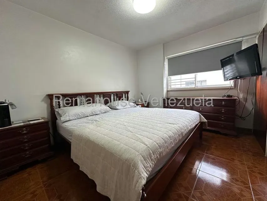 Apartamento (1 Nivel) en Venta en Bello Monte, Distrito Metropolitano - 12