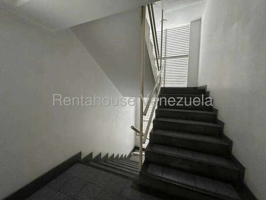 Apartamento (1 Nivel) en Venta en Bello Monte, Distrito Metropolitano - 18