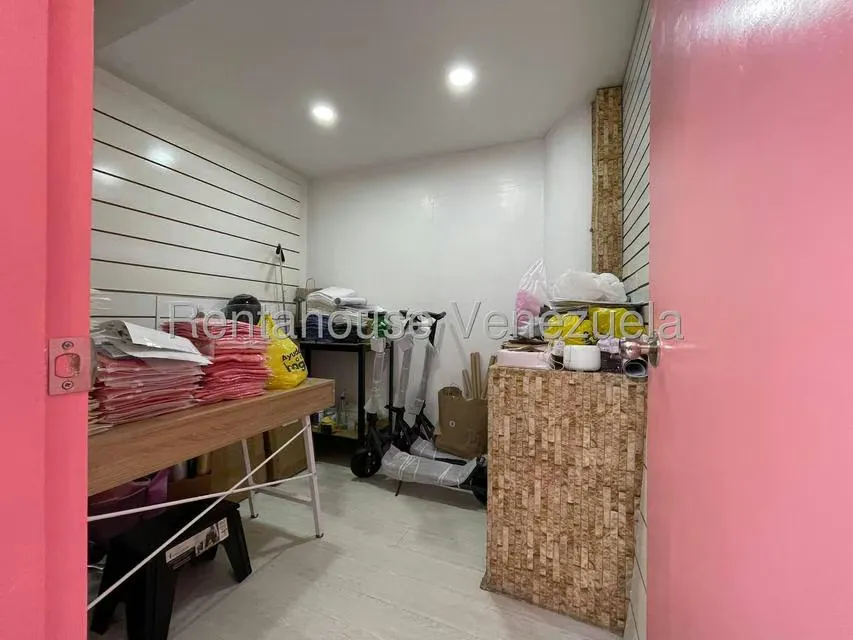 Local Comercial en Alquiler en Los Samanes, Distrito Metropolitano - 12