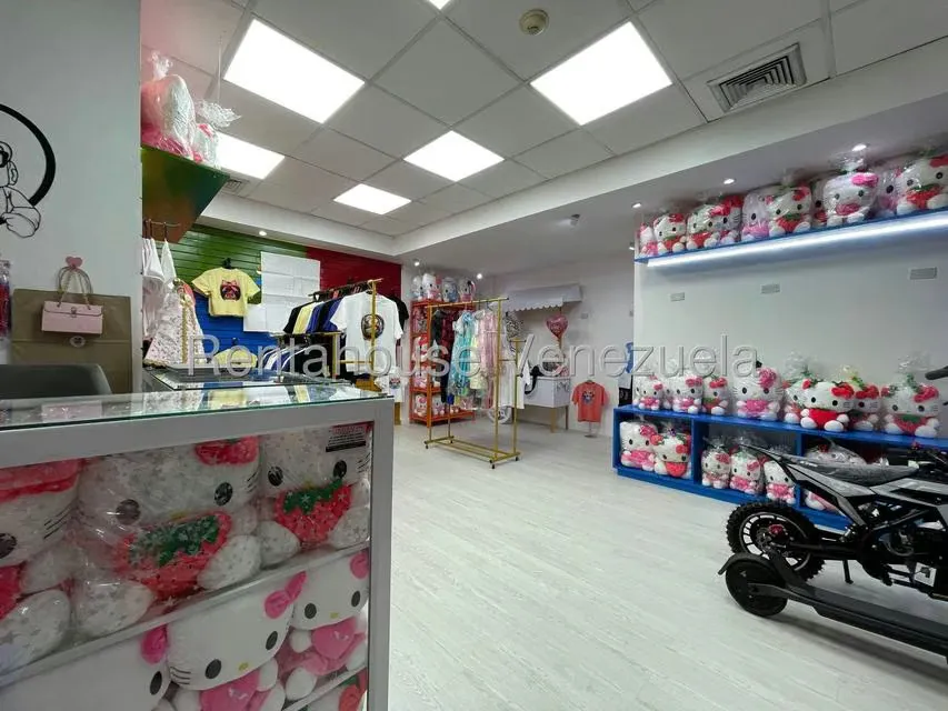 Local Comercial en Alquiler en Los Samanes, Distrito Metropolitano - 17