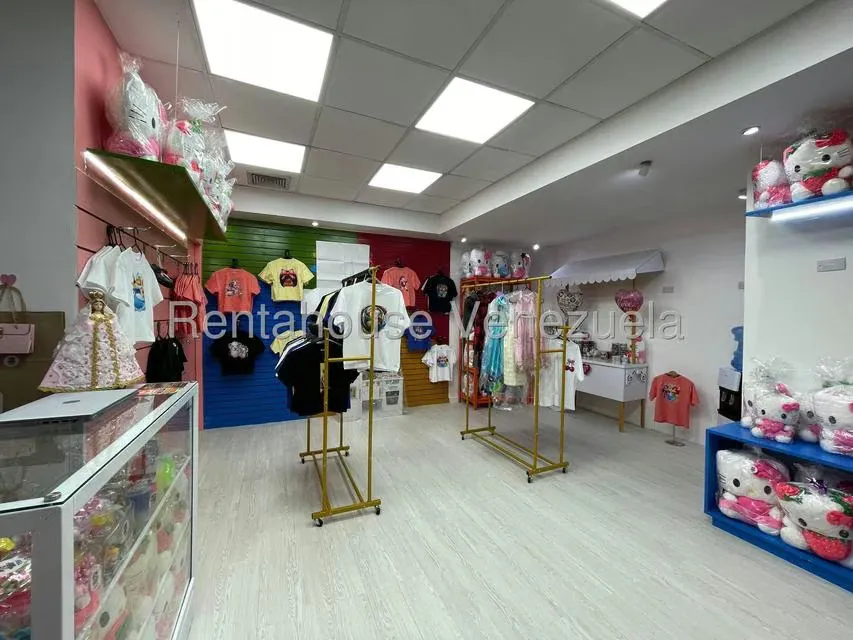 Local Comercial en Alquiler en Los Samanes, Distrito Metropolitano - 4