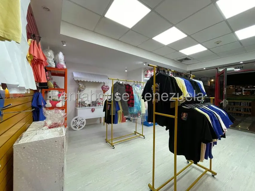 Local Comercial en Alquiler en Los Samanes, Distrito Metropolitano - 6
