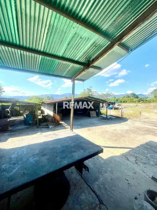 GRAN OPORTUNIDAD DE INVERSIÓN INDUSTRIAL Y COMERCIAL EN EL TÁCHIRA! Se vende Propiedad Industria con excelente ubicación estratégica sobre la Troncal 5 - 8