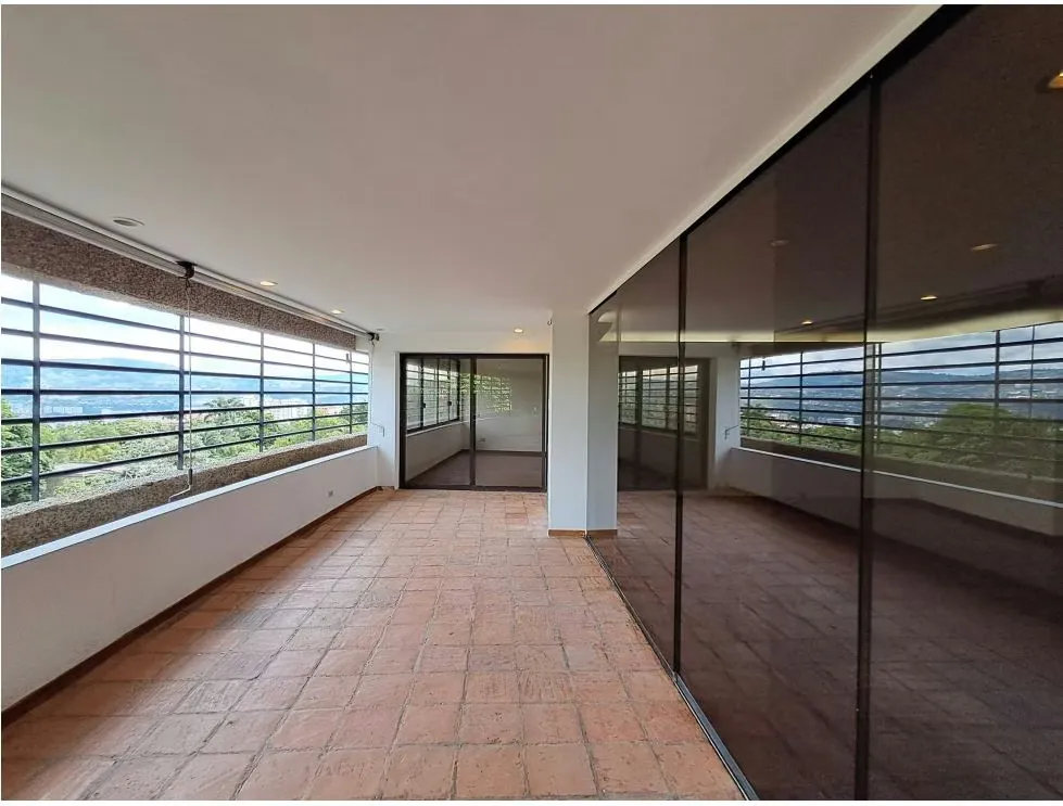 Vendo apartamento 411m2 Los Chorros 4349