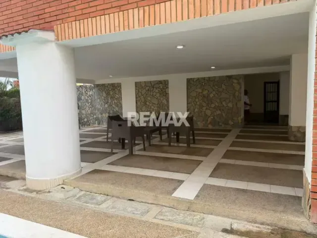 En venta amplio apartamento de 87m2 con vista al mar en el conjunto Palma Real en Tucacas - 14