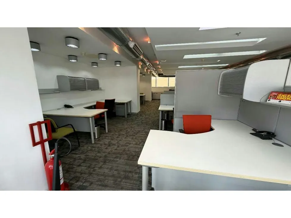Alquilo oficina actualizada 311m2 CC Millennium Mall 9473 - 9