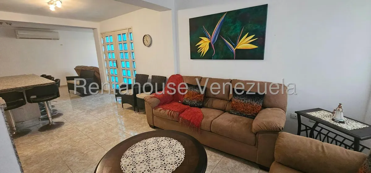 Townhouse (Duplex) en Venta en Los Robles, Nueva Esparta - 3