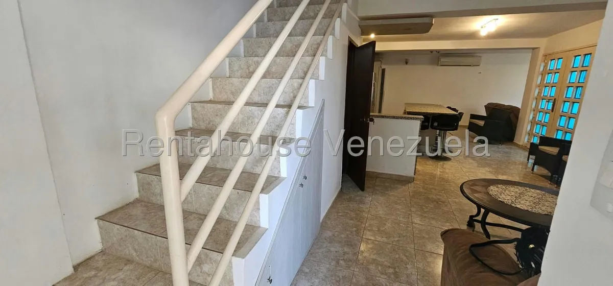 Townhouse (Duplex) en Venta en Los Robles, Nueva Esparta - 9