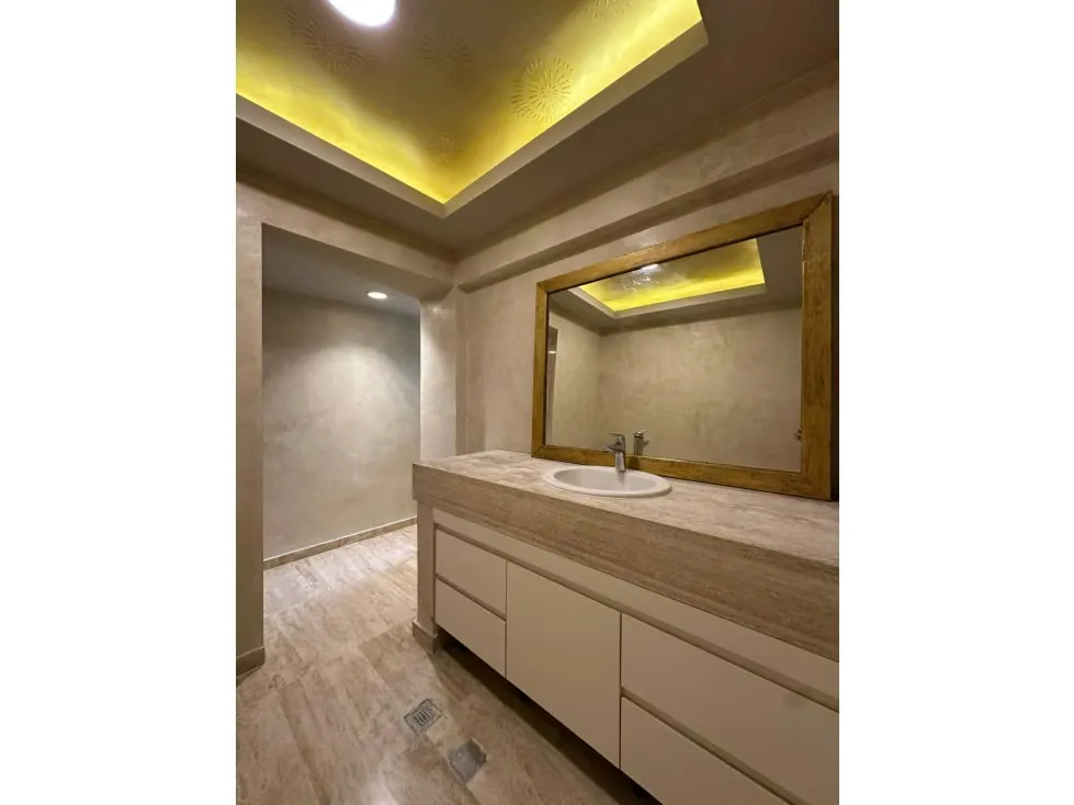 Se vende apartamento 330m2 3H+S/4B+S/2P Altamira - 9