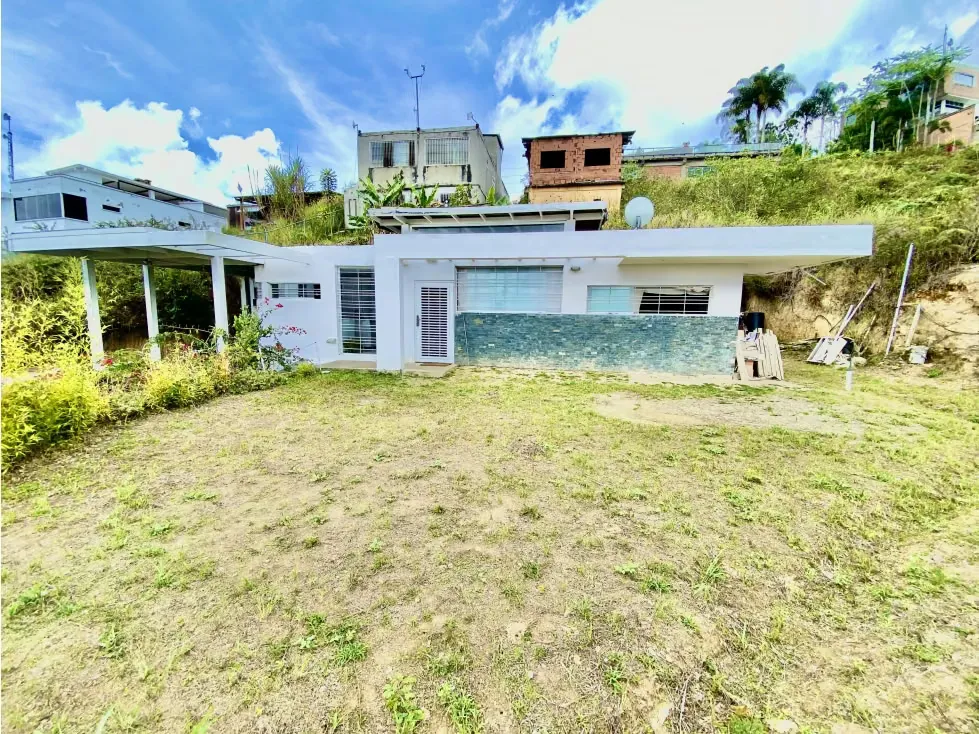CASA ORIPOTO ALTOS GUAYABITOS 110 M2 CONST, 276 M2 T. 3HAB, 2 B, 5 P/E - 3