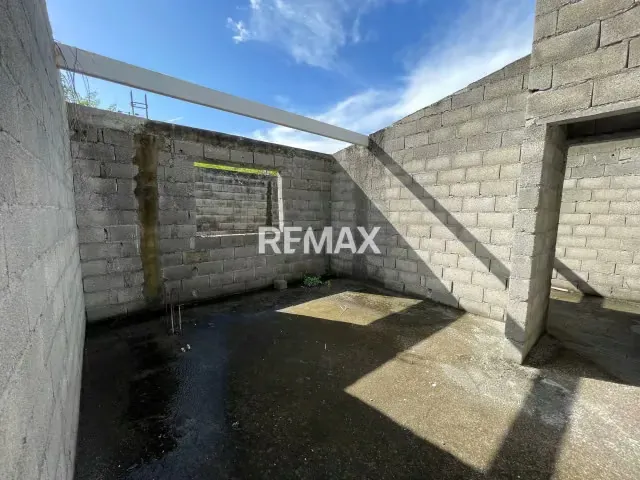 Casa Obra Gris en Venta Urb Don Abraham - 8