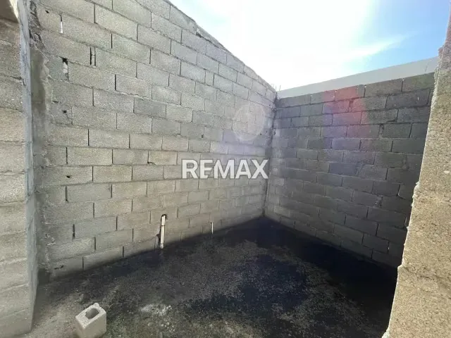 Casa Obra Gris en Venta Urb Don Abraham - 9