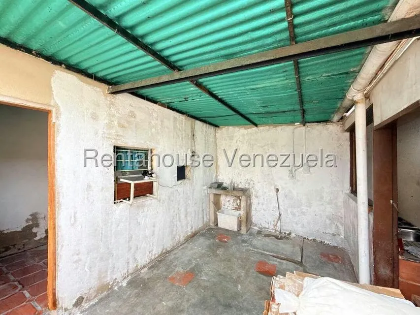 Casa (1 Nivel) en Venta en Valle Hondo, Lara - 24