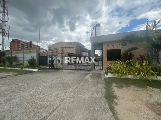 EN VENTA TOWNHOUSE EN ALTO SAMÁN, MAÑONGO VALENCIA ESTADO CARABOBO - 3