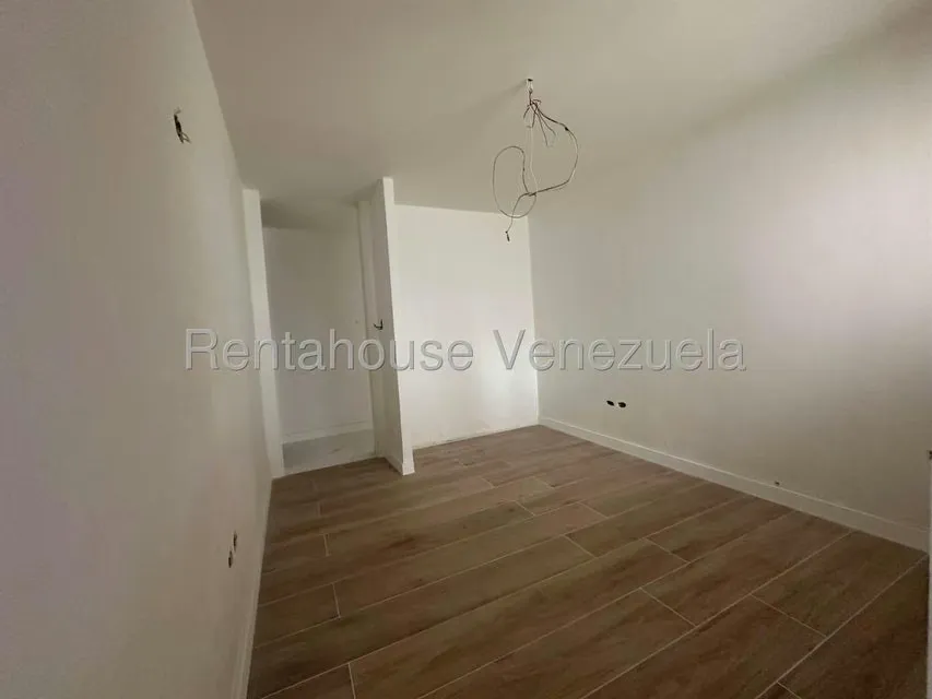 Apartamento (1 Nivel) en Venta en Base Aragua, Aragua - 11