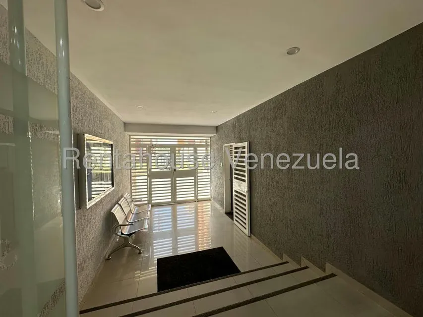 Apartamento (1 Nivel) en Venta en Base Aragua, Aragua - 2