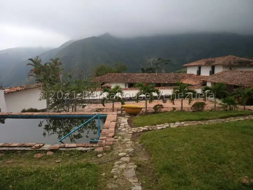 Terreno (Comercial) en Venta en Sector Parroquia Matriz, Merida - 2