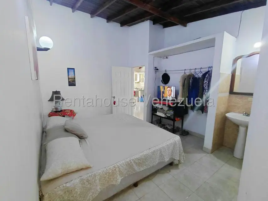 Townhouse (1 Nivel) en Venta en La Cruz del Pastel, Nueva Esparta - 23