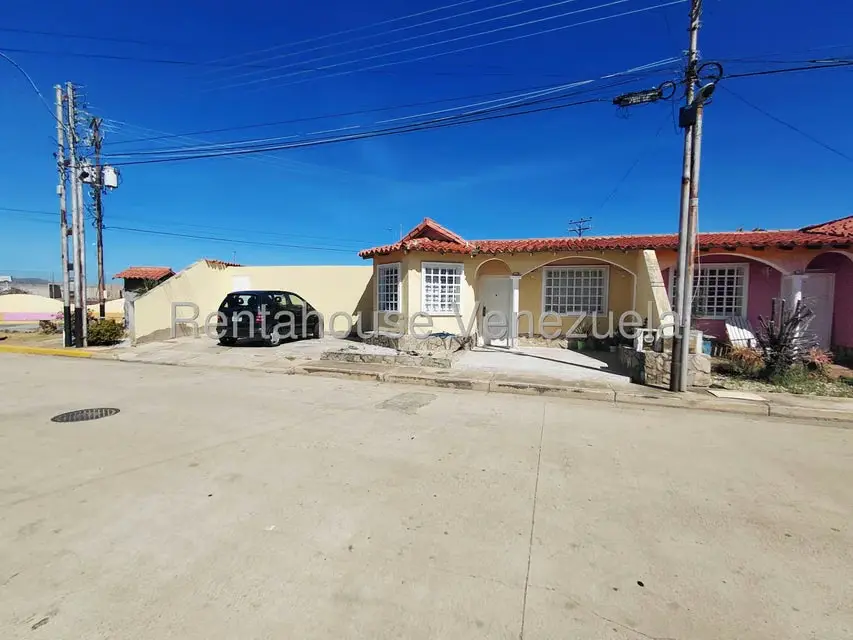 Townhouse (1 Nivel) en Venta en La Cruz del Pastel, Nueva Esparta - 6