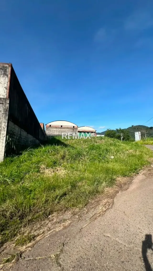 Venta de Terreno Ubicado en *LA ROTARIA * - 7