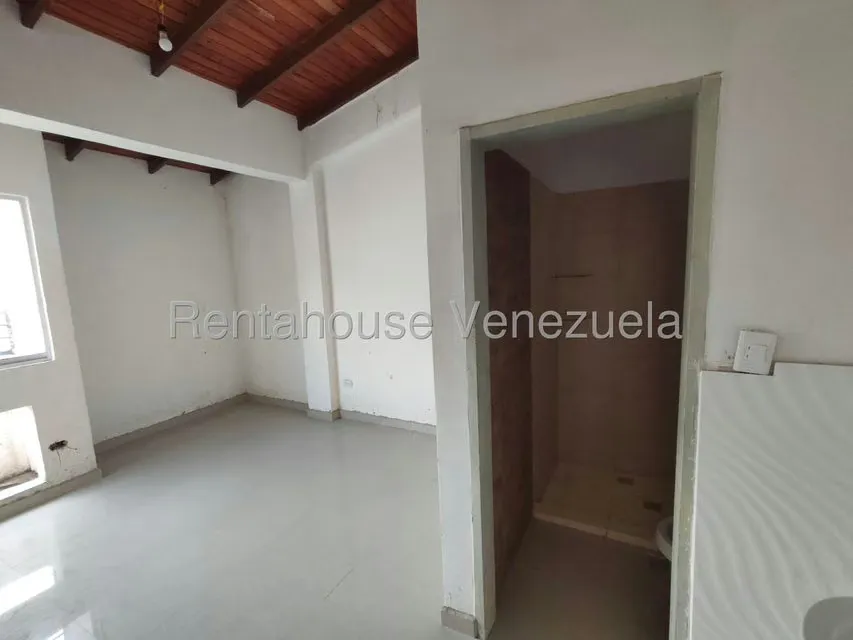 Casa (Duplex) en Venta en Barbula, Carabobo - 24