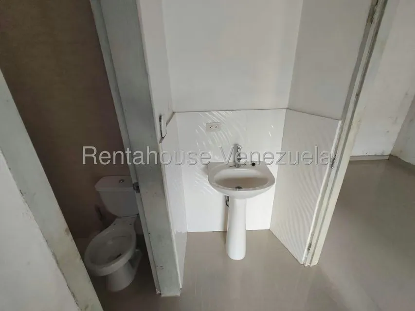 Casa (Duplex) en Venta en Barbula, Carabobo - 28