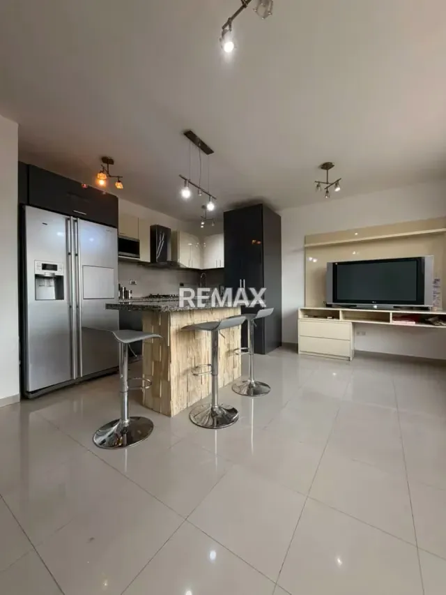 Apartamento en Venta en Doral Country Urb El Rincon Mañongo Naguanagua - 4