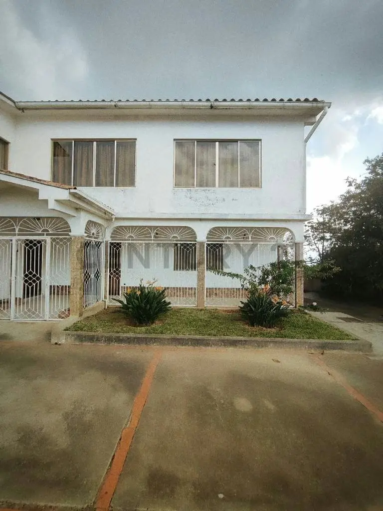 Se Vende Casa en Urbanizacion la Suiza San Antonio de los Altos Miranda