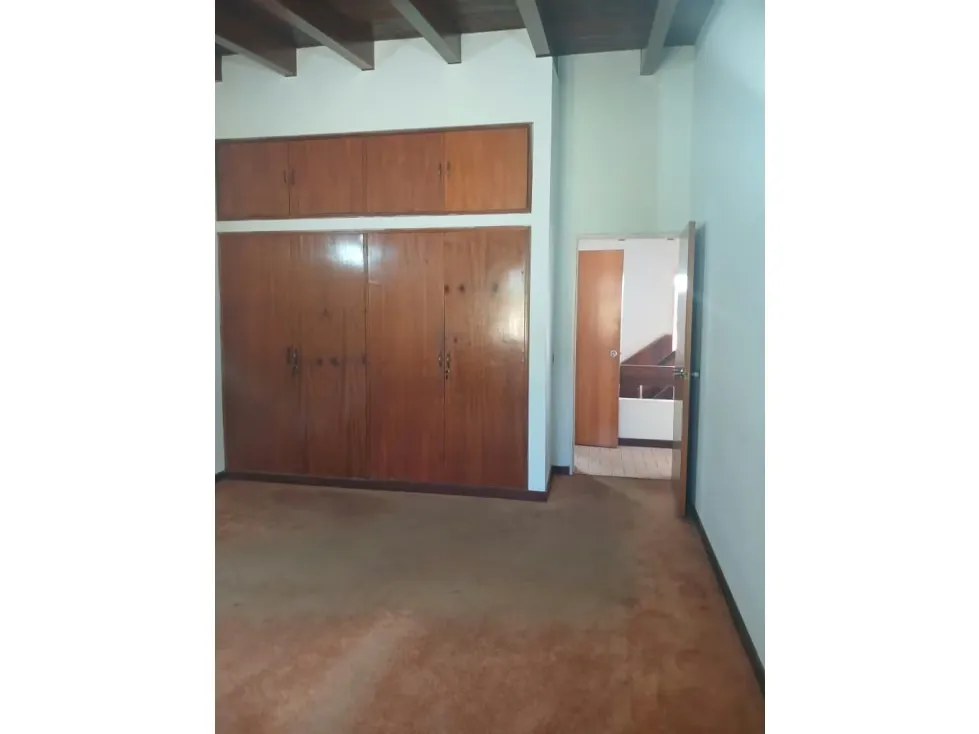 Alquilo casa 450m2 Lomas de Bello Monte 3721 - 6