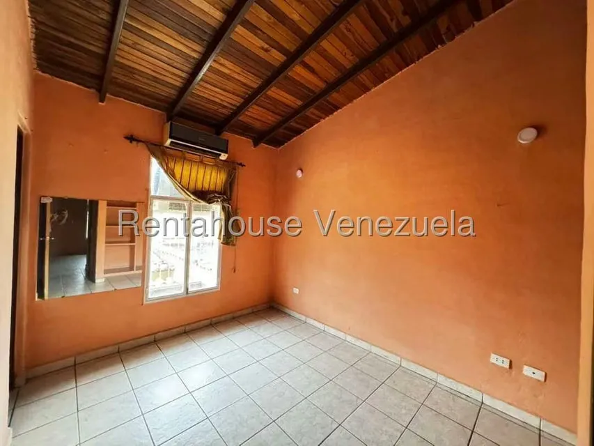 Casa (Multipes Niveles) en Venta en Villa Antigua, Portuguesa - 8