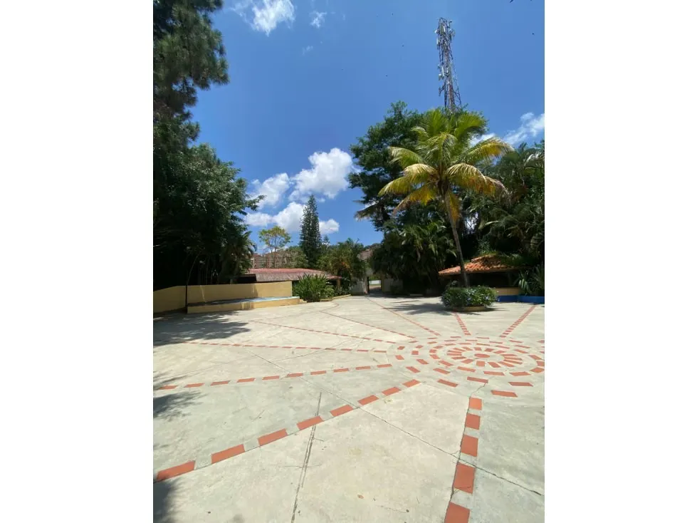 Vendo terreno 15.000m2 La Guairita 6201 - 4