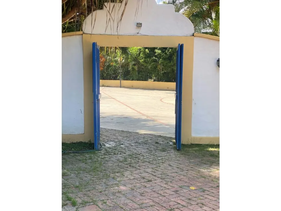 Vendo terreno 15.000m2 La Guairita 6201 - 5